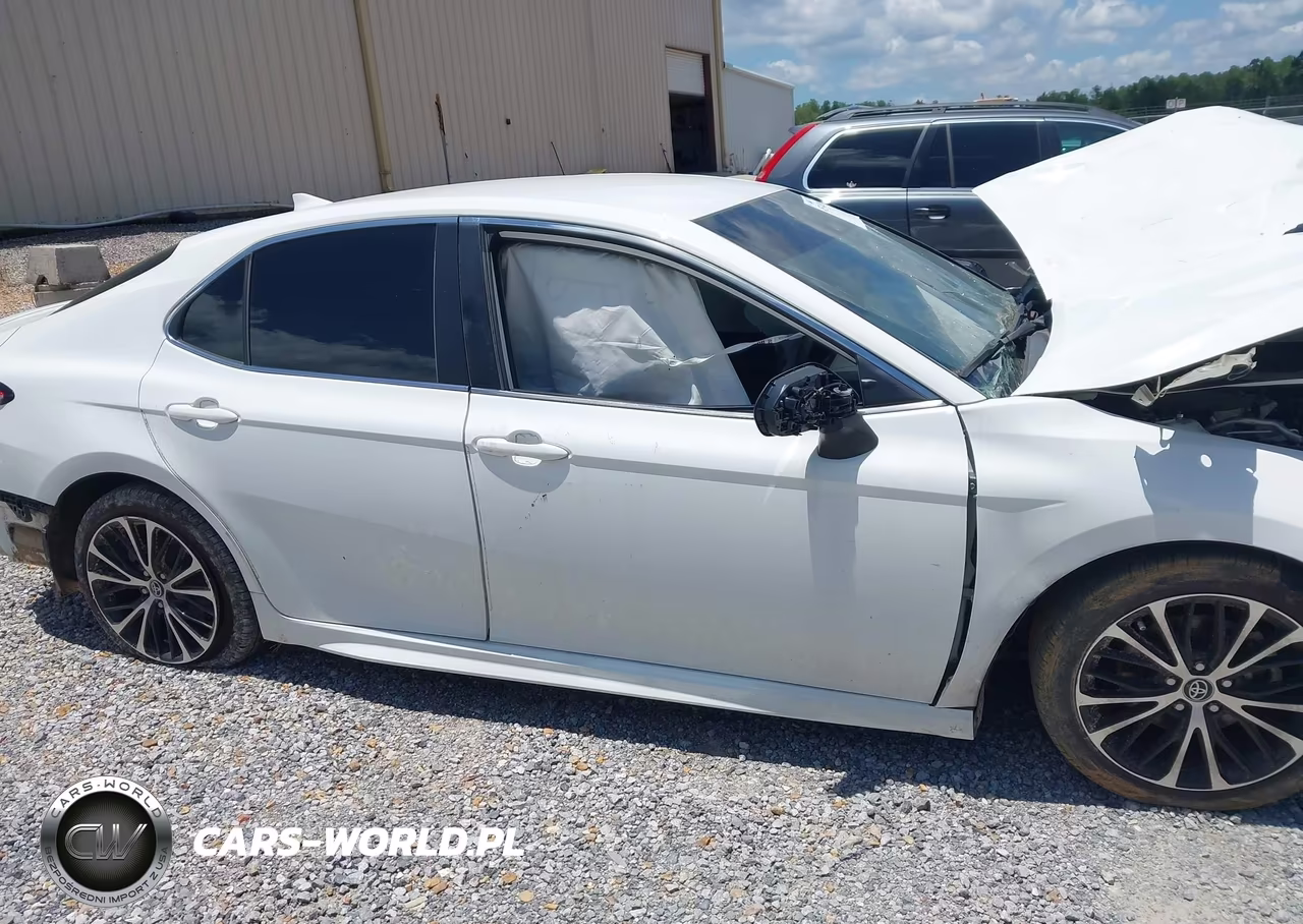 2020 Toyota Camry Se VIN:4T1G11AKXLU912354 - 14