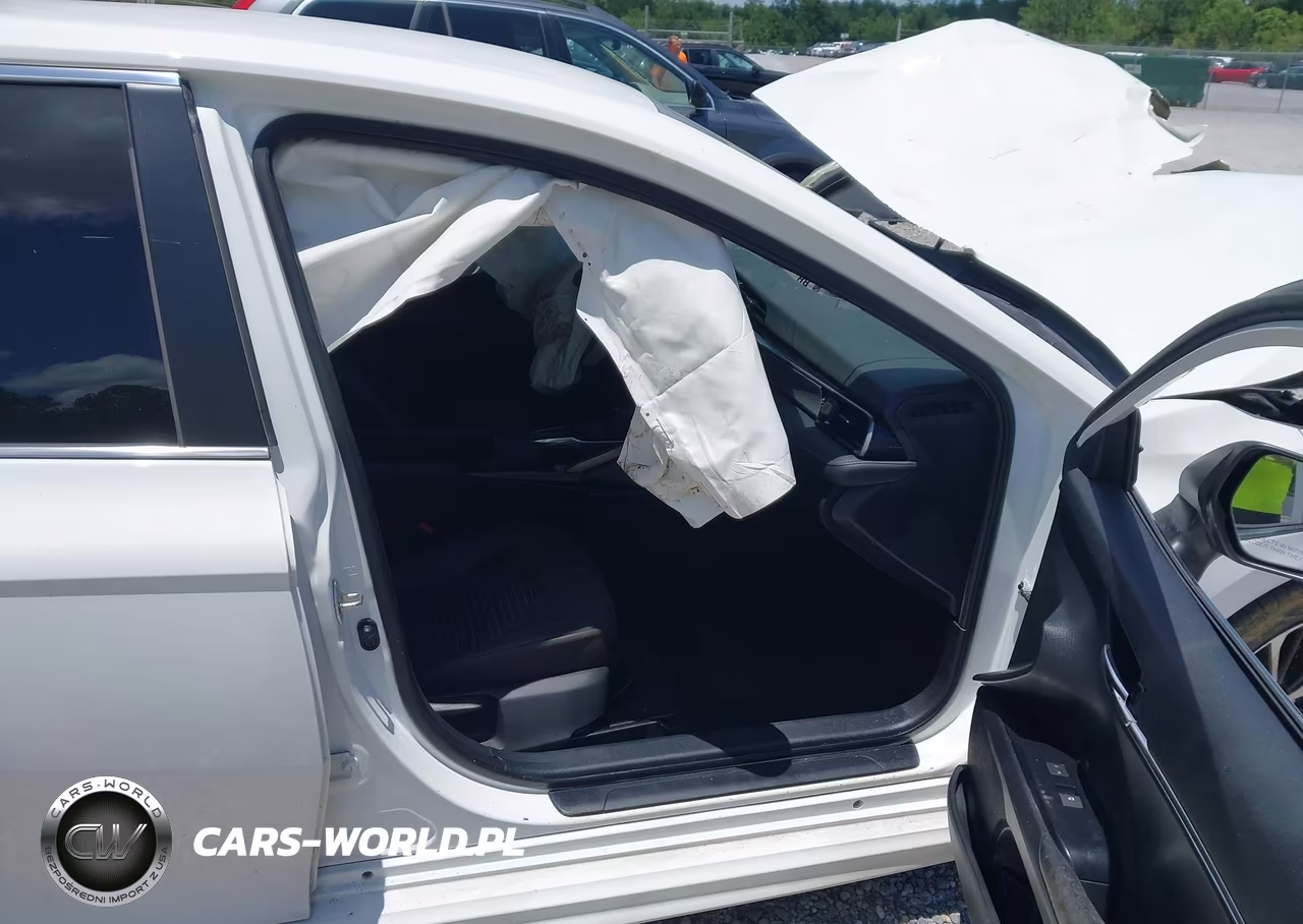 2020 Toyota Camry Se VIN:4T1G11AKXLU912354 - 5