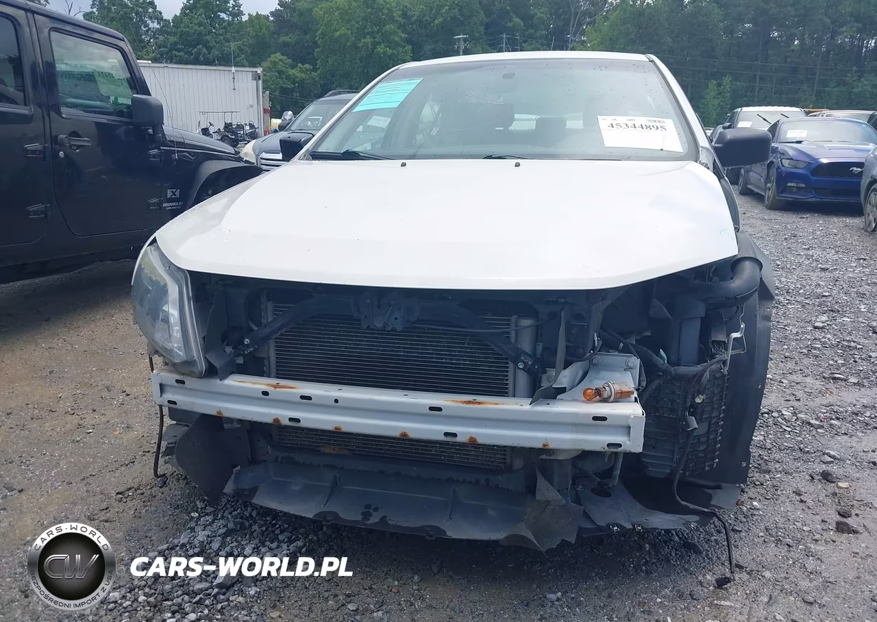 2011 Ford Fusion S VIN:3FAHP0GA3BR249740 - 12