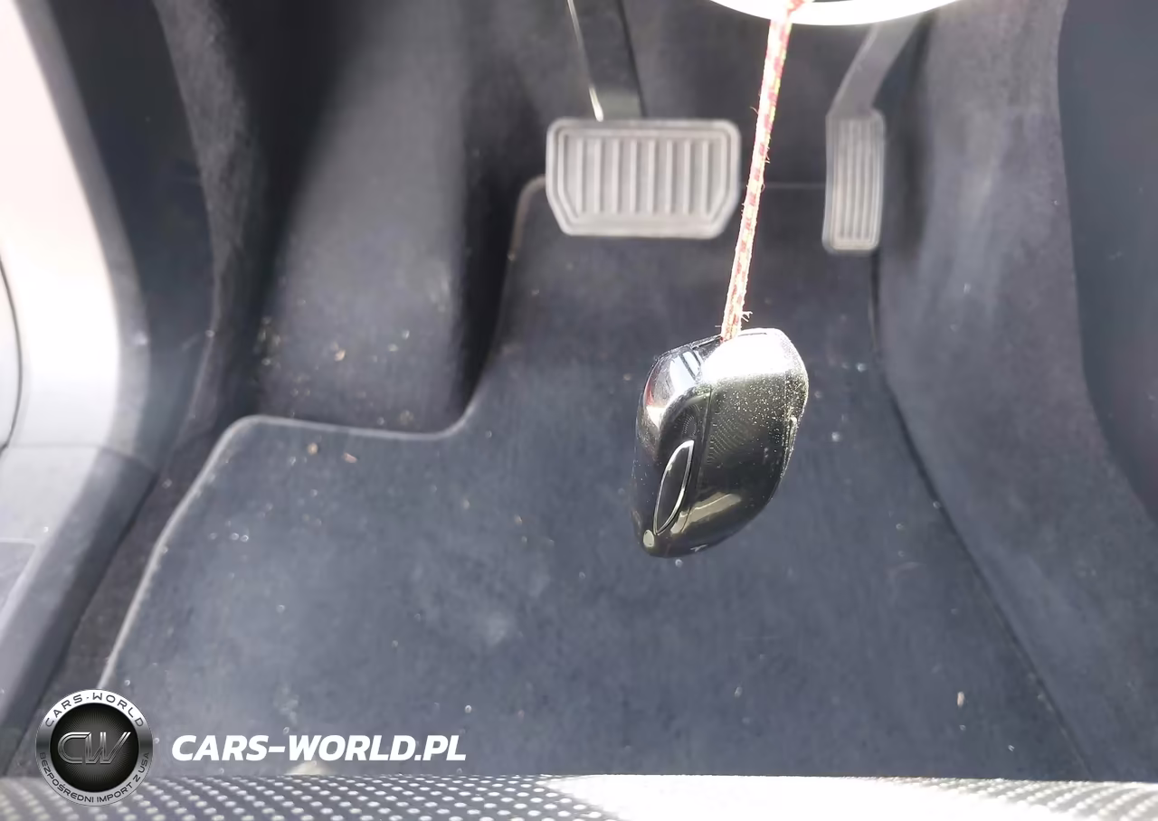 2016 Tesla Model X 60D-70D-75D-90D-P100D VIN:5YJXCBE24GF006312 - 11