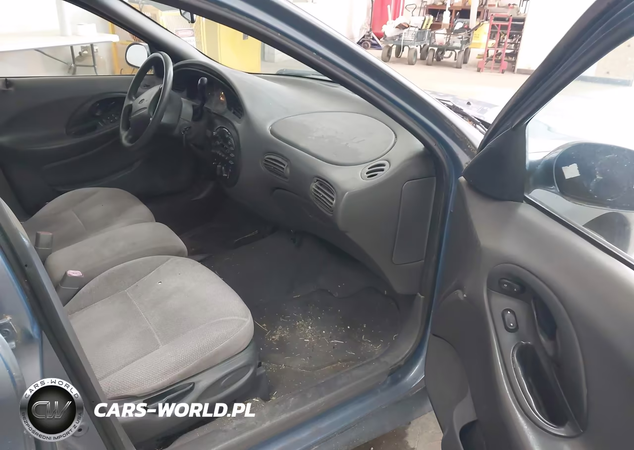 1999 Ford Taurus Se VIN:1FAFP58U3XG220752 - 5