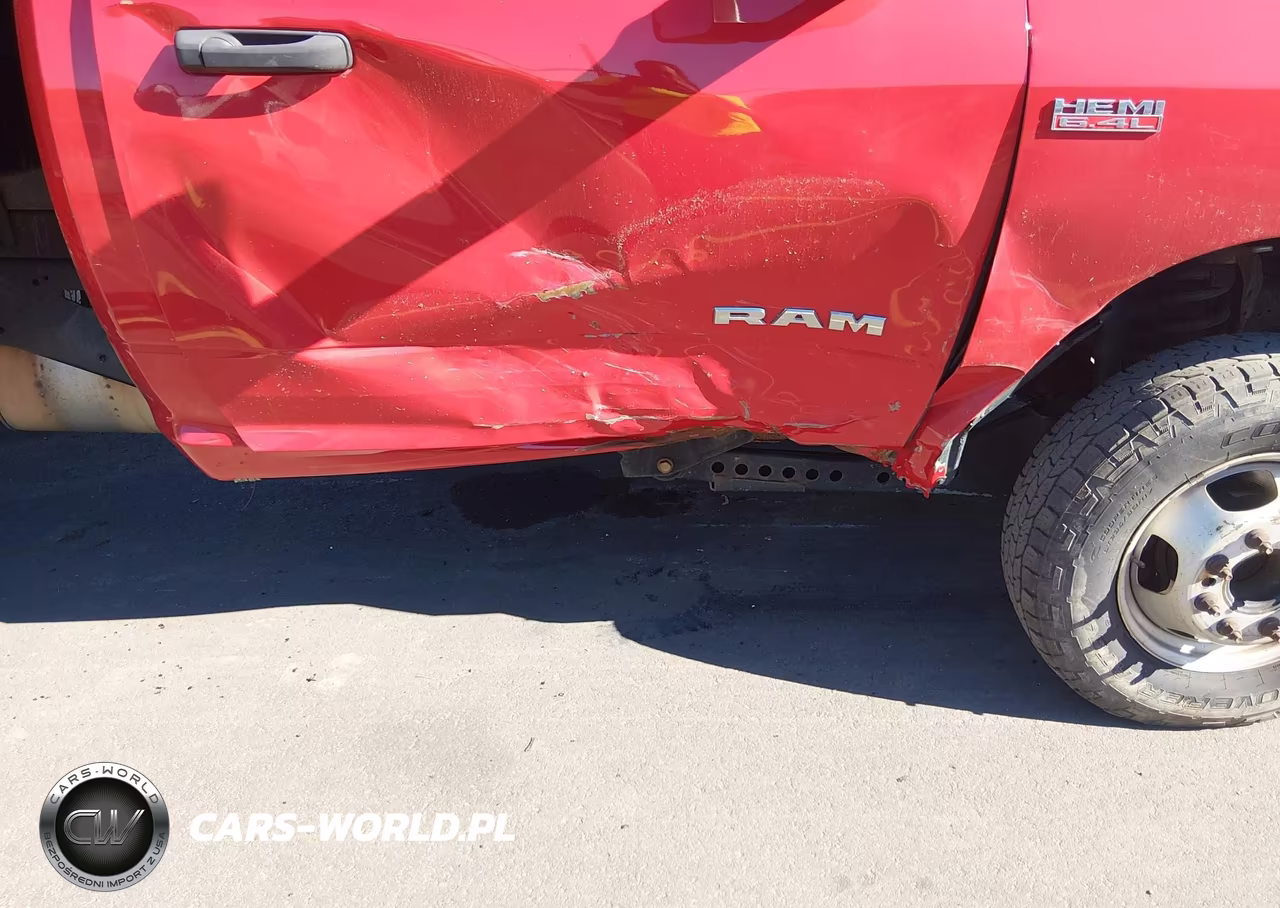 2019 Ram 3500 Chassis Tradesman-Slt VIN:3C7WRTAJ2KG559088 - 6