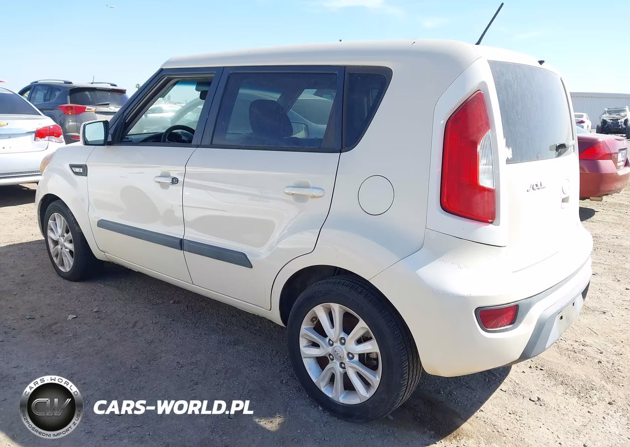 2013 Kia Soul VIN:KNDJT2A58D7757548 - 3