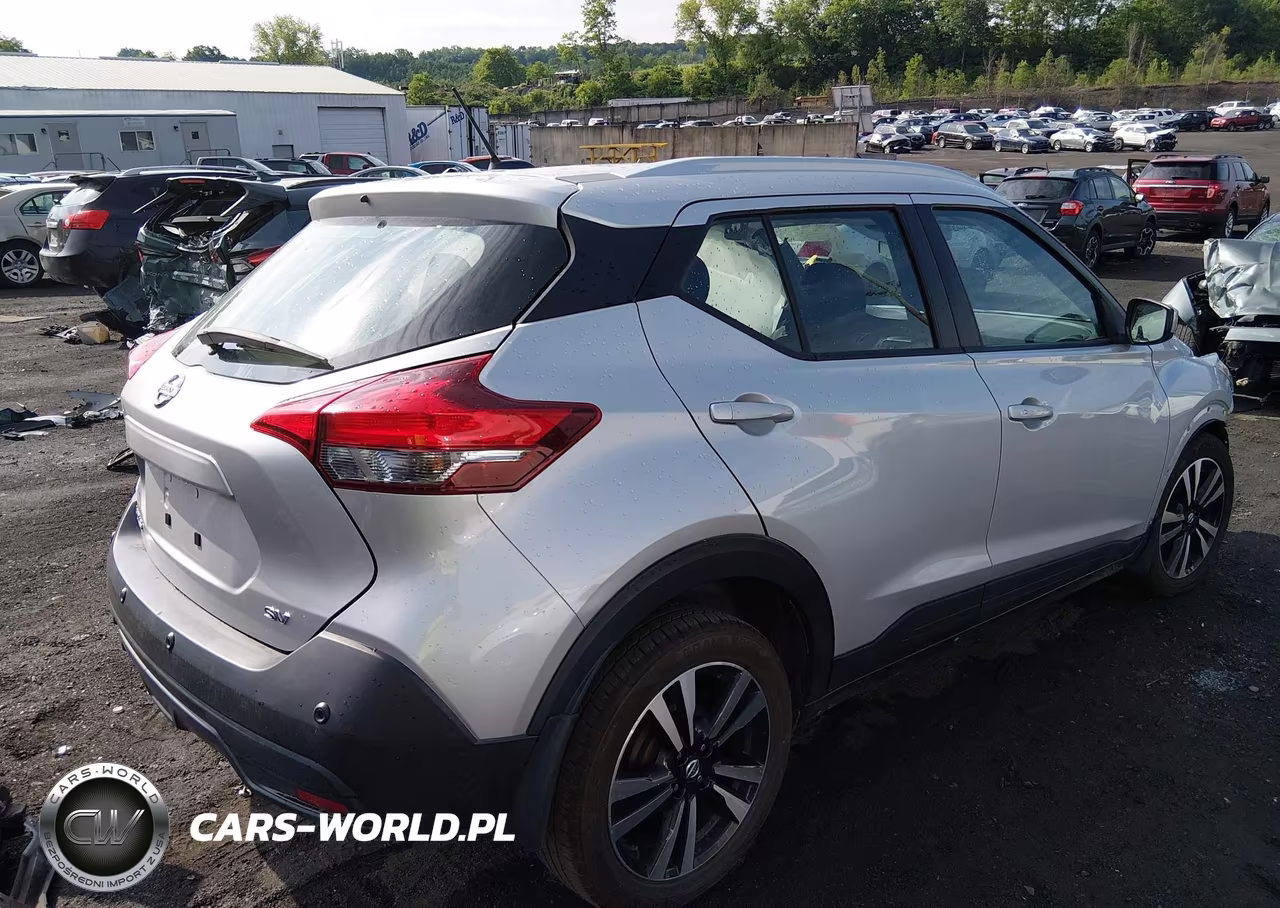 2020 Nissan Kicks Sv Xtronic Cvt VIN:3N1CP5CV6LL537737 - 4