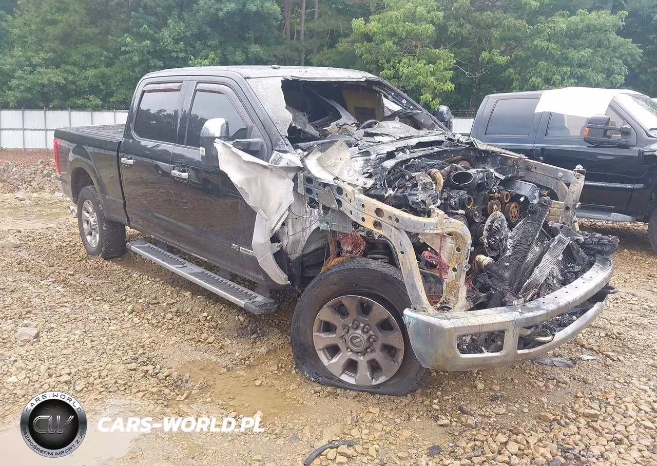 2017 Ford F-250 Lariat – zdjęcie 1 z 15