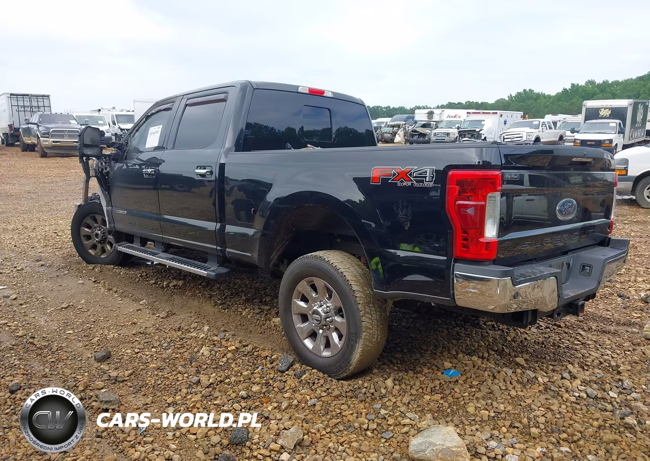 2017 Ford F-250 Lariat VIN:1FT7W2BT7HEF05645 - 3