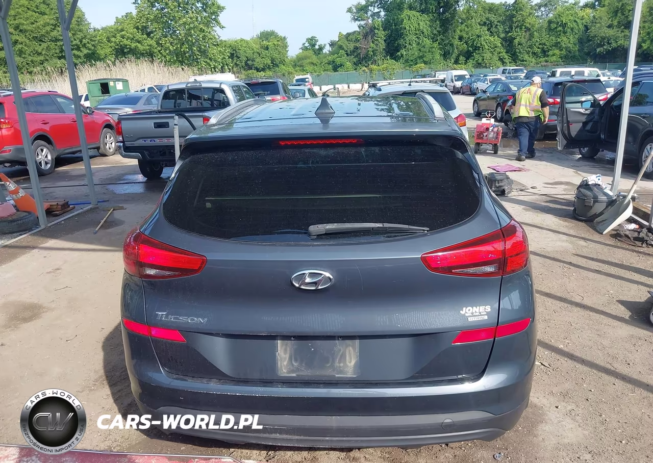 2019 Hyundai Tucson Value VIN:KM8J3CA46KU057535 - 16