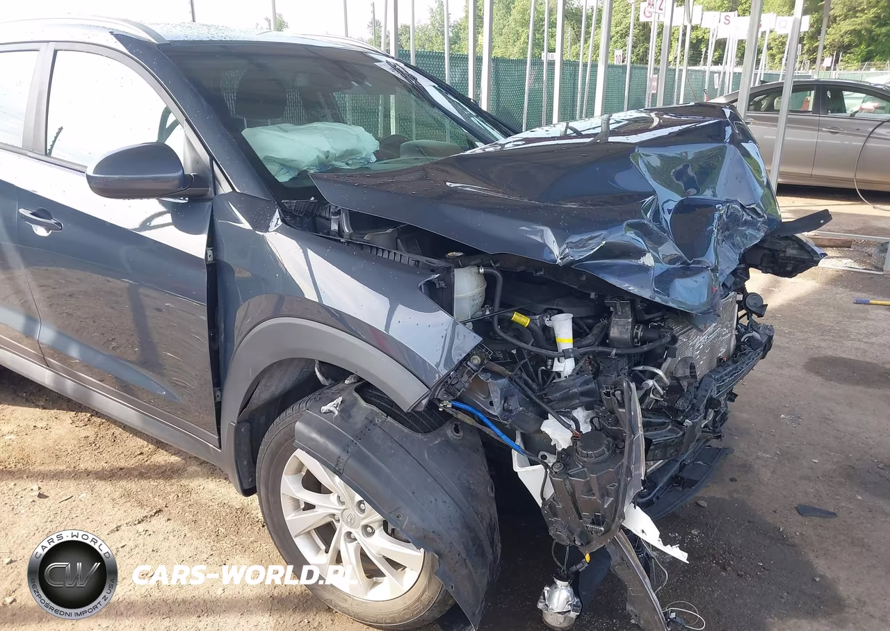 2019 Hyundai Tucson Value VIN:KM8J3CA46KU057535 - 18