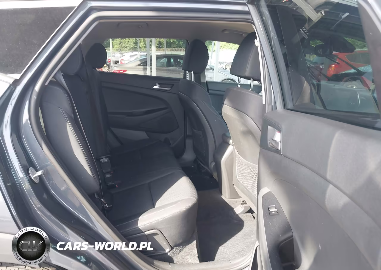 2019 Hyundai Tucson Value VIN:KM8J3CA46KU057535 - 8
