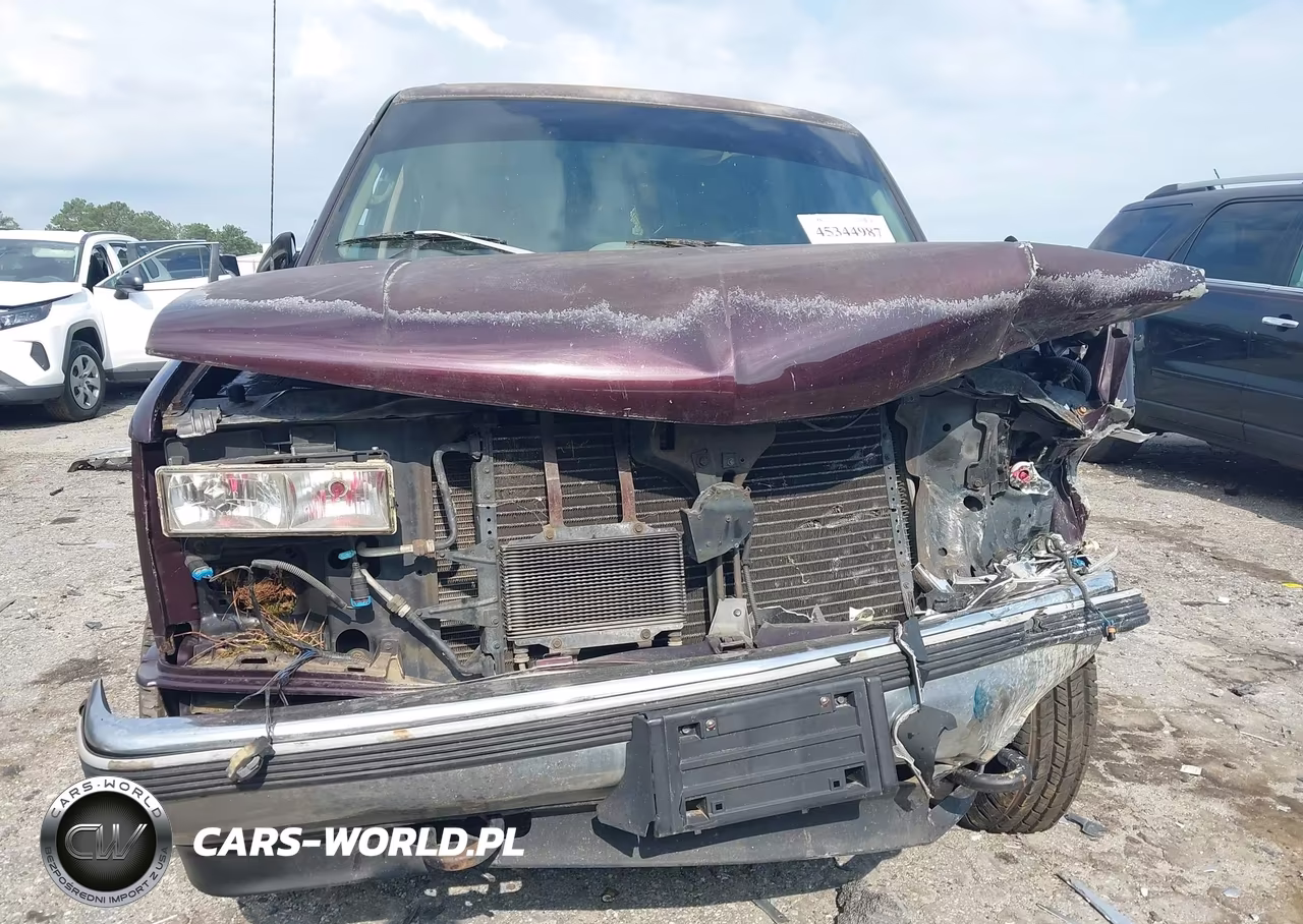 1996 Chevrolet Suburban K1500 VIN:3GNFK16R5TG137216 - 13