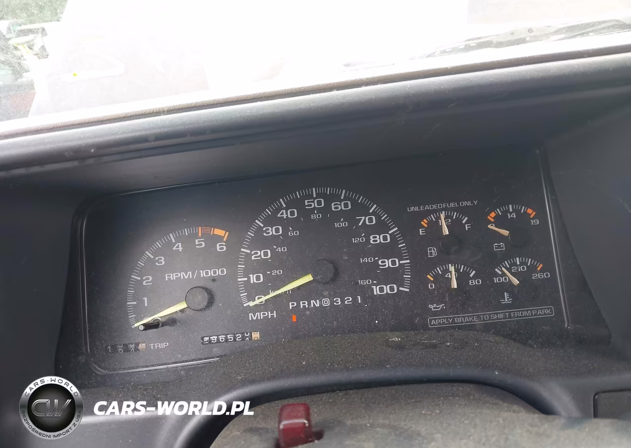 1996 Chevrolet Suburban K1500 VIN:3GNFK16R5TG137216 - 7