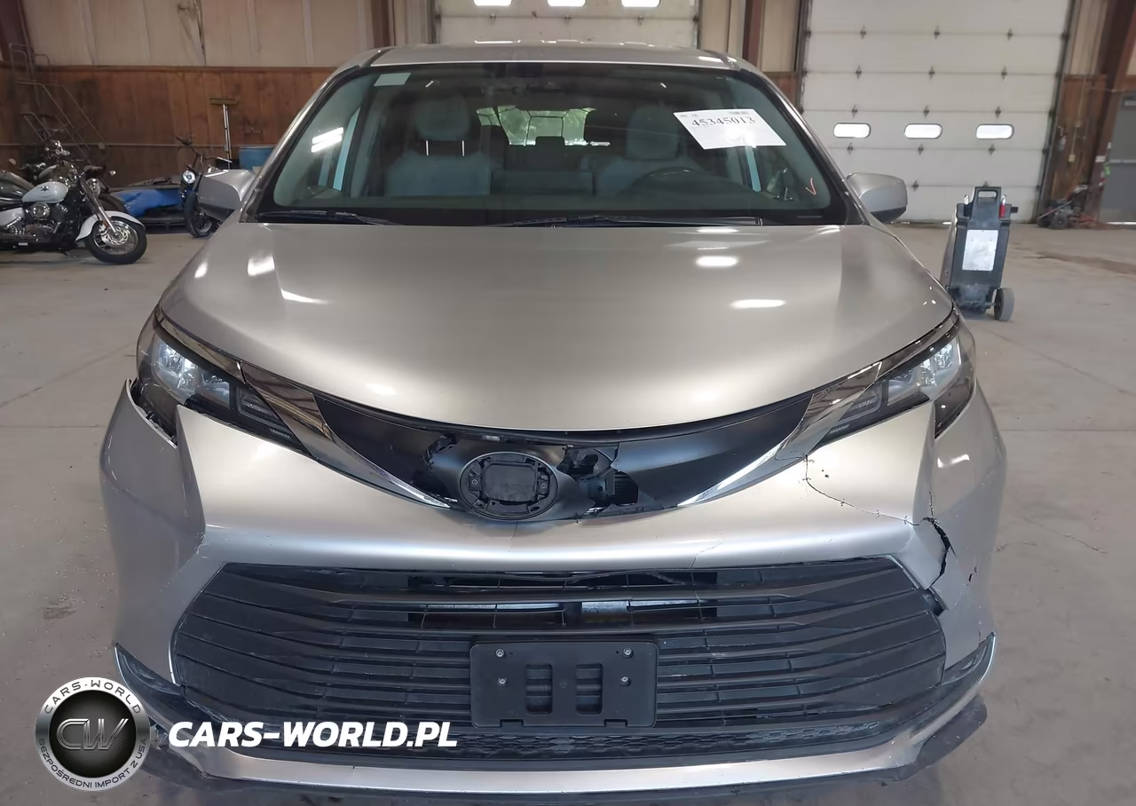 2022 Toyota Sienna Le VIN:5TDKSKFC1NS066044 - 12