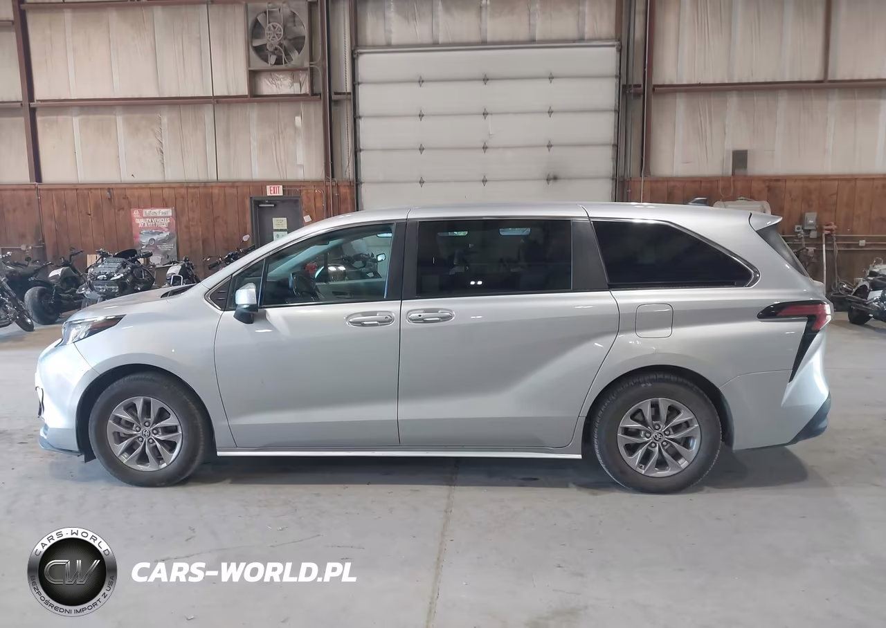 2022 Toyota Sienna Le VIN:5TDKSKFC1NS066044 - 14