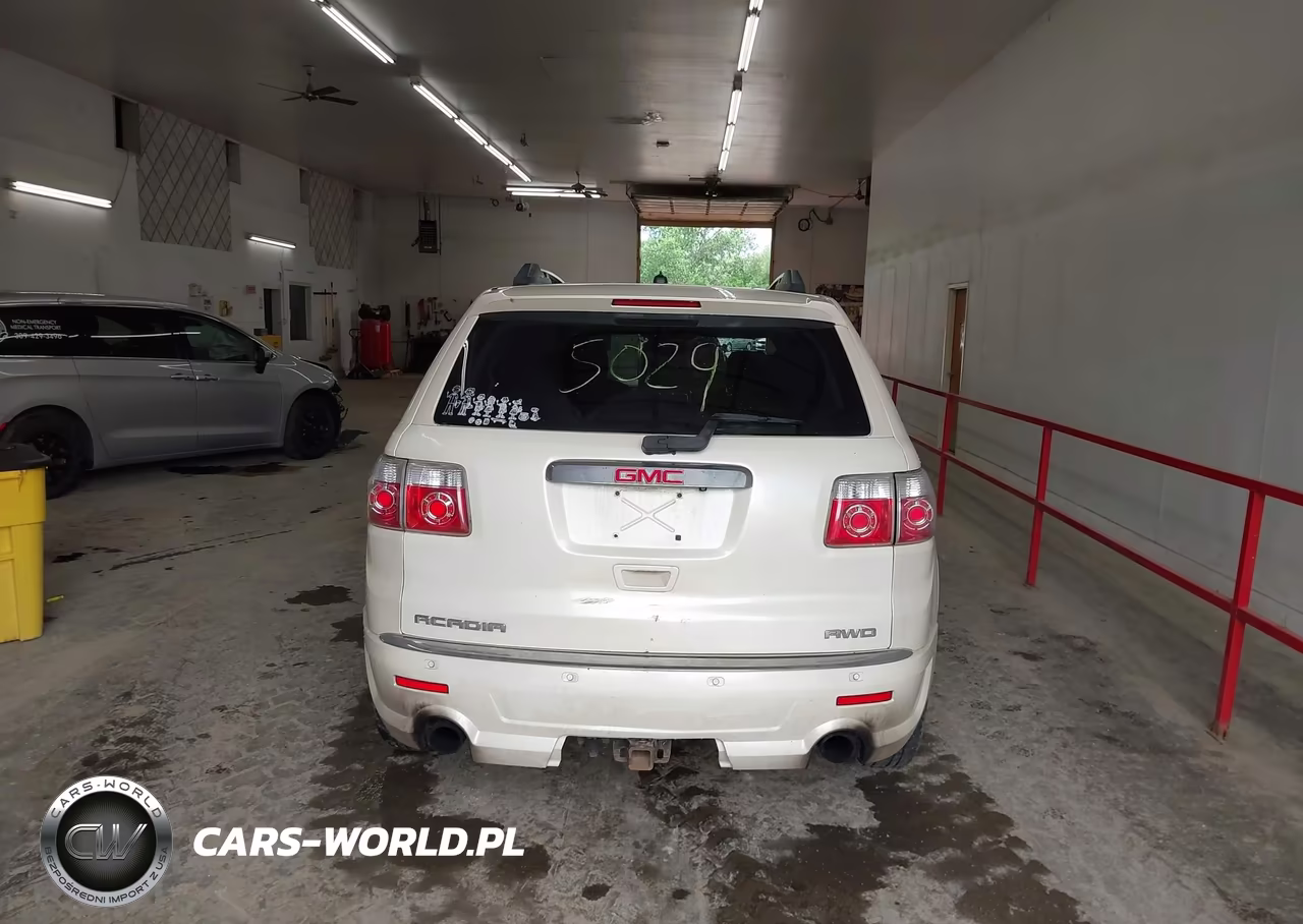 2011 GMC Acadia Denali VIN:1GKKVTED2BJ356605 - 15