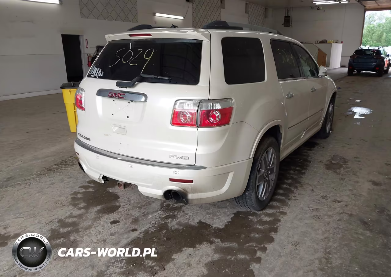 2011 GMC Acadia Denali VIN:1GKKVTED2BJ356605 - 4