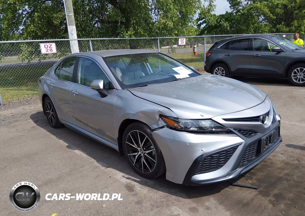 2024 Toyota Camry Se – zdjęcie 1 z 16