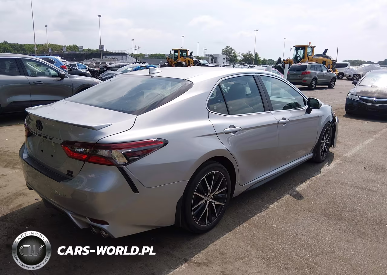 2024 Toyota Camry Se VIN:4T1G11BKXRU116579 - 4