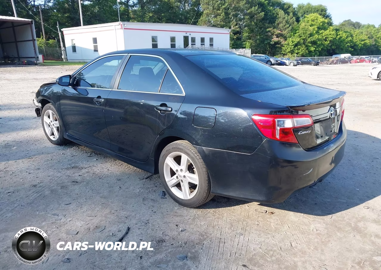 2013 Toyota Camry Se VIN:4T1BF1FK0DU712640 - 3