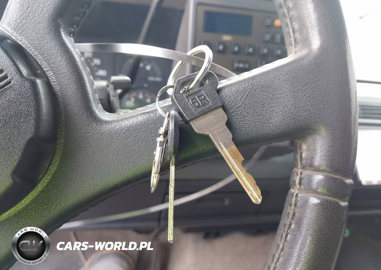 1989 Chevrolet Gmt-400 C1500 VIN:1GCDC14K5KZ160481 - 11