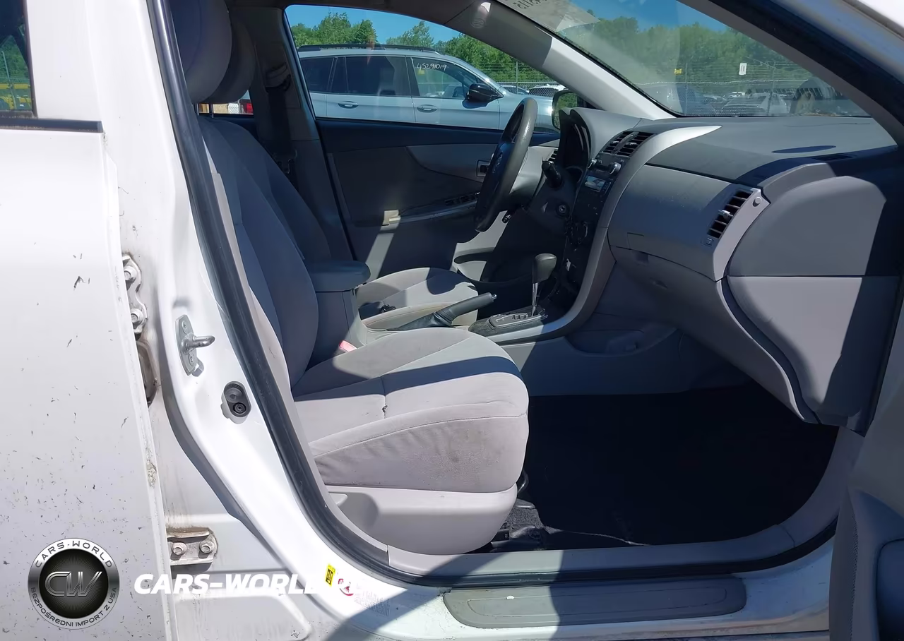 2010 Toyota Corolla Le VIN:JTDBU4EE9AJ073680 - 5