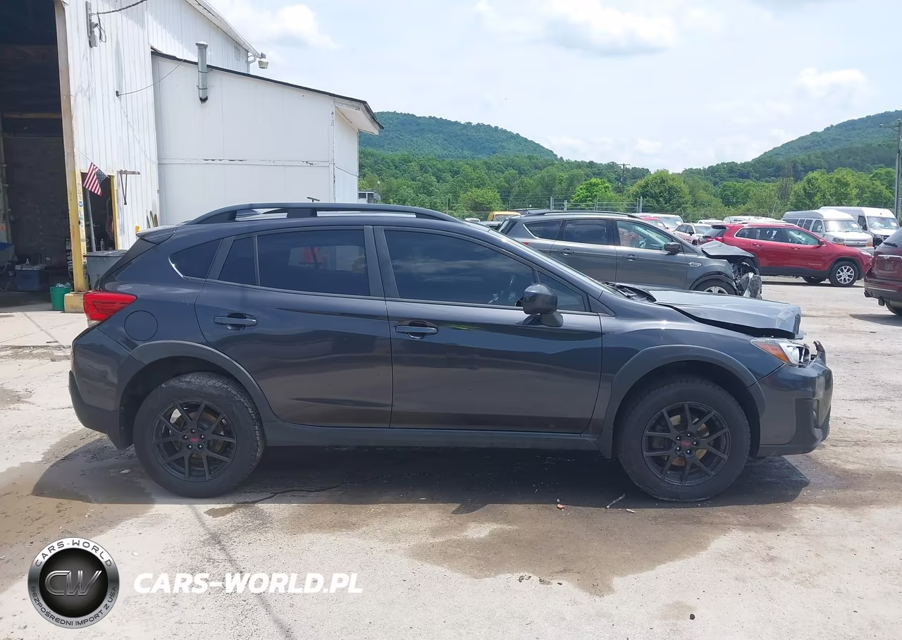 2019 Subaru Crosstrek 2.0I Premium VIN:JF2GTACC7K8390215 - 13