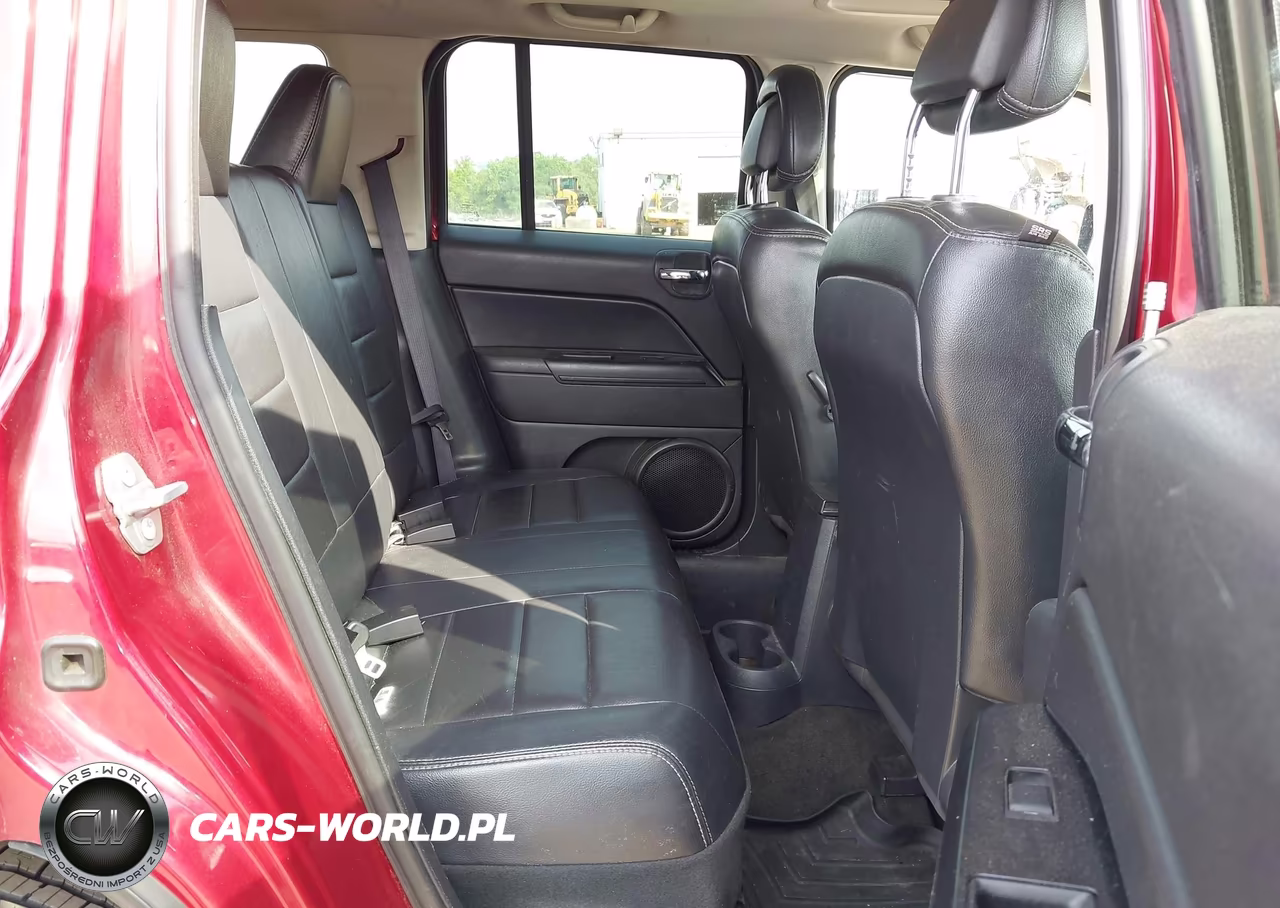 2017 Jeep Patriot High Altitude 4X4 VIN:1C4NJRFB9HD128547 - 8
