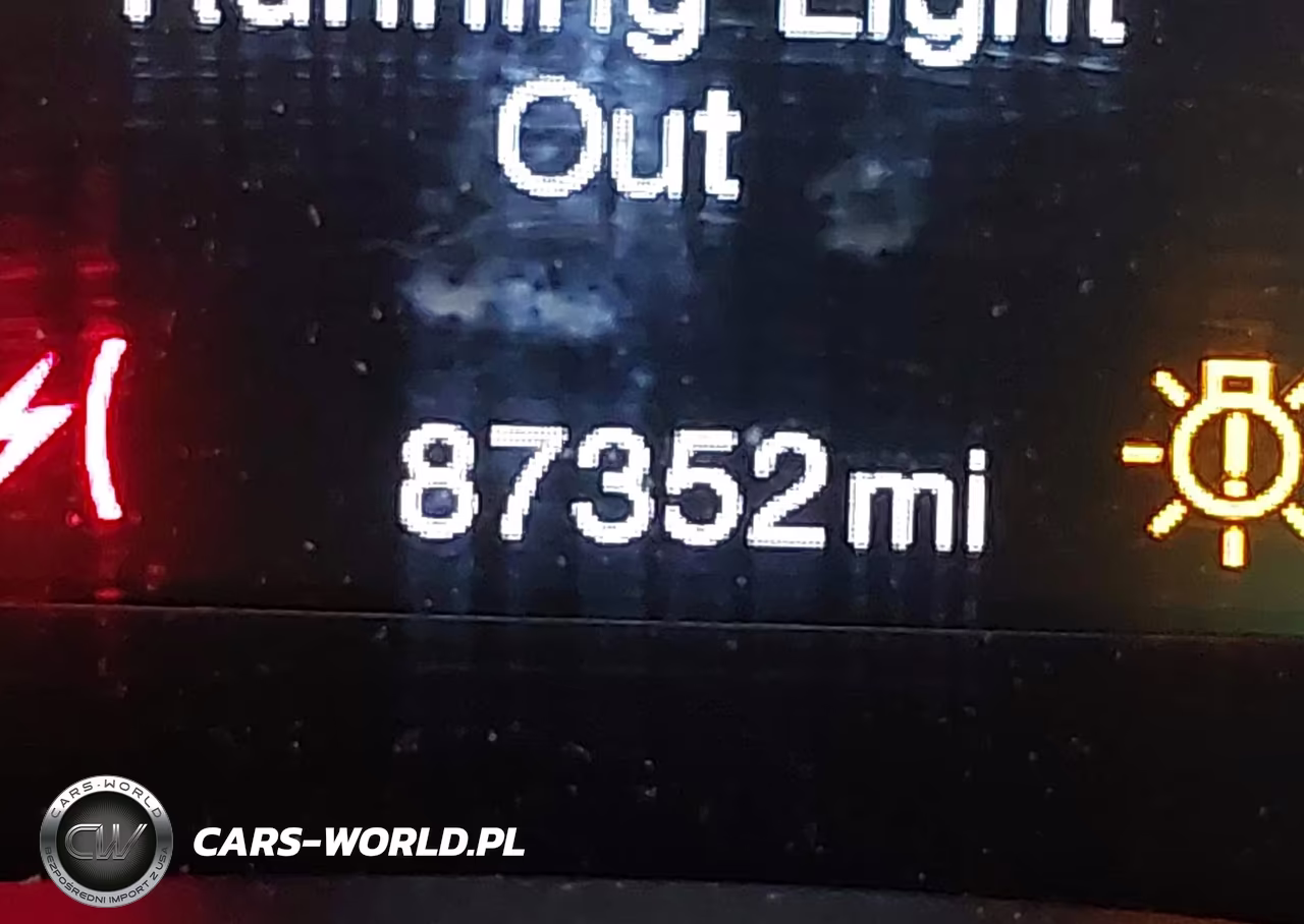 2017 Jeep Renegade Latitude 4X4 VIN:ZACCJBBB7HPF69065 - 15