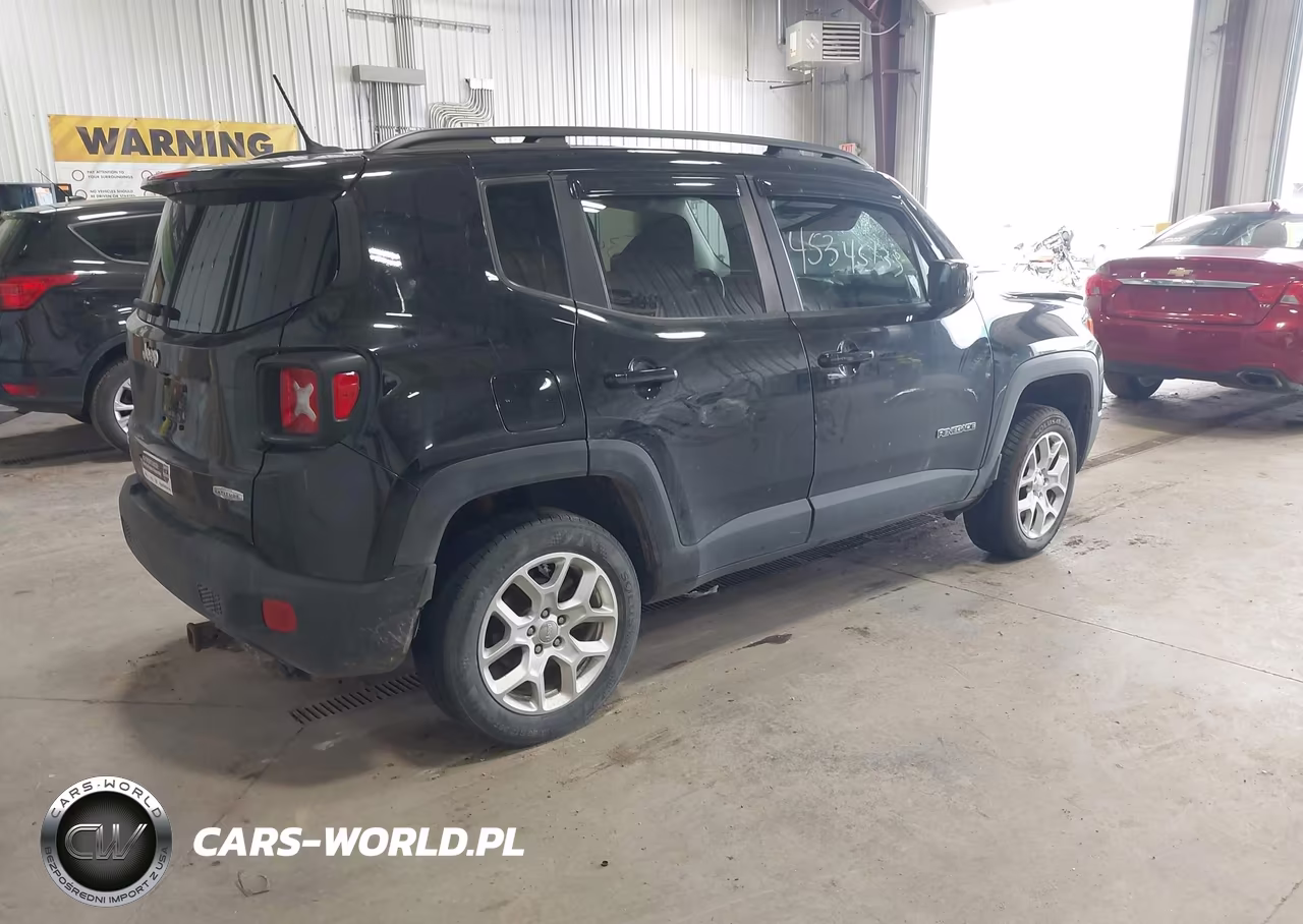 2017 Jeep Renegade Latitude 4X4 VIN:ZACCJBBB7HPF69065 - 4