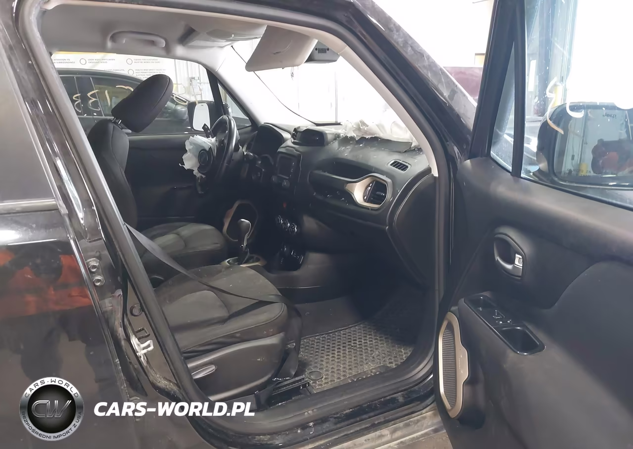 2017 Jeep Renegade Latitude 4X4 VIN:ZACCJBBB7HPF69065 - 5