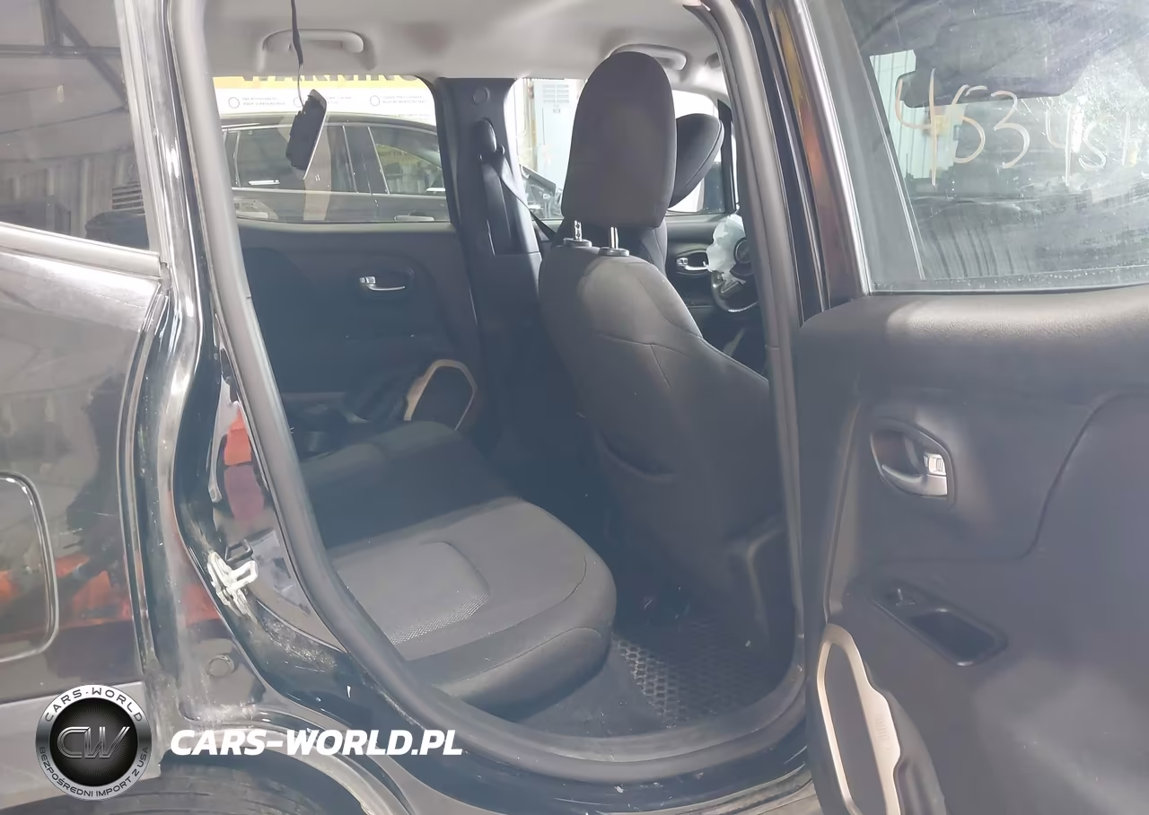 2017 Jeep Renegade Latitude 4X4 VIN:ZACCJBBB7HPF69065 - 8