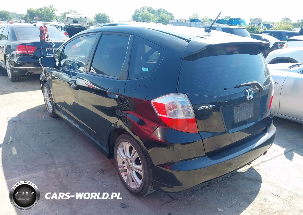 2009 Honda Fit Sport VIN:JHMGE87619S063374 - 3