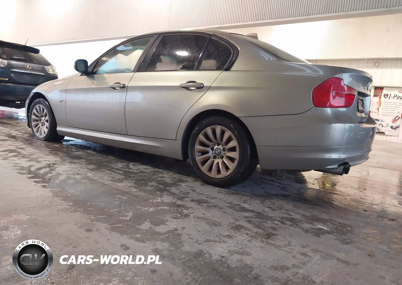 2009 BMW 328I VIN:WBAPH77579NL82154 - 3