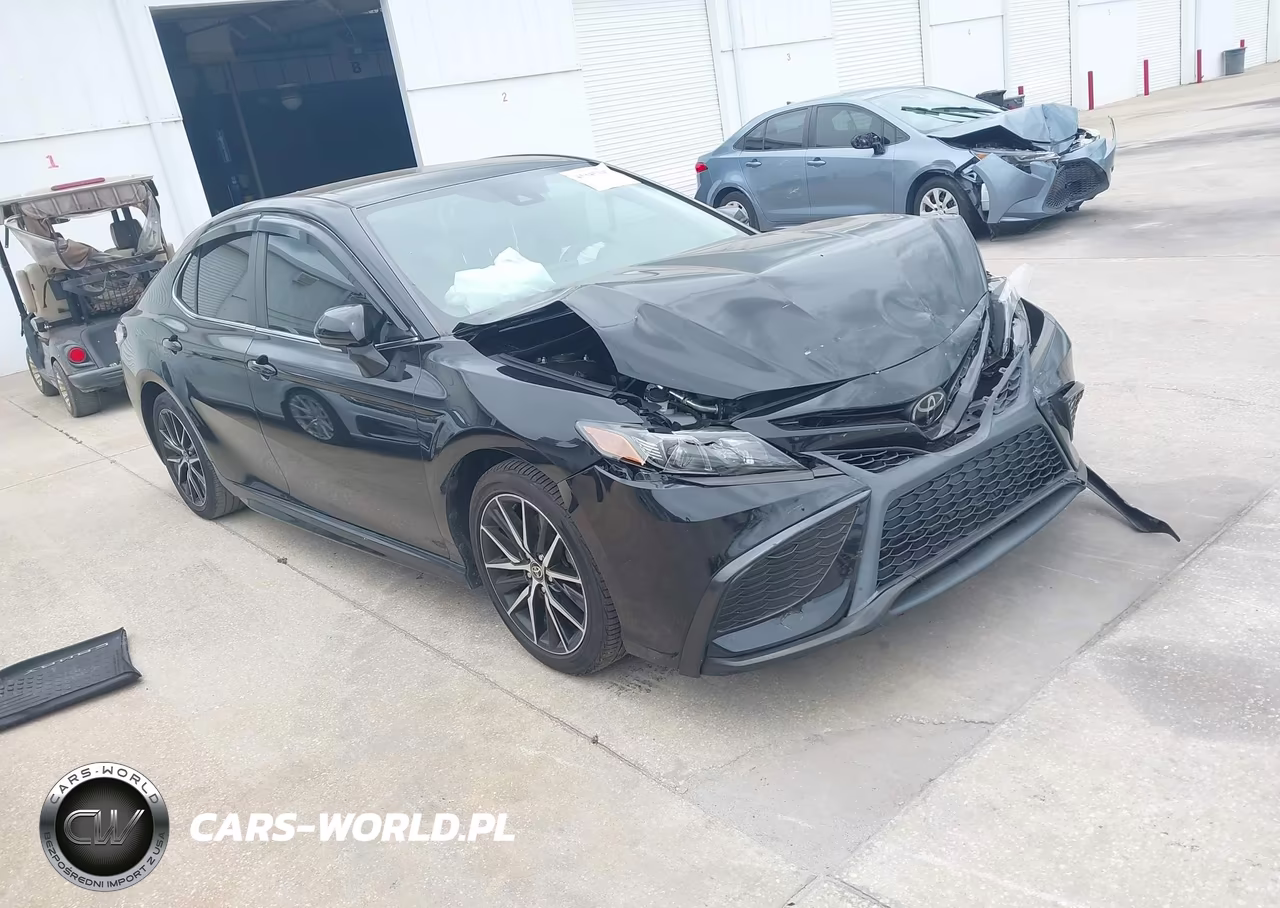 2021 Toyota Camry Se – zdjęcie 1 z 16