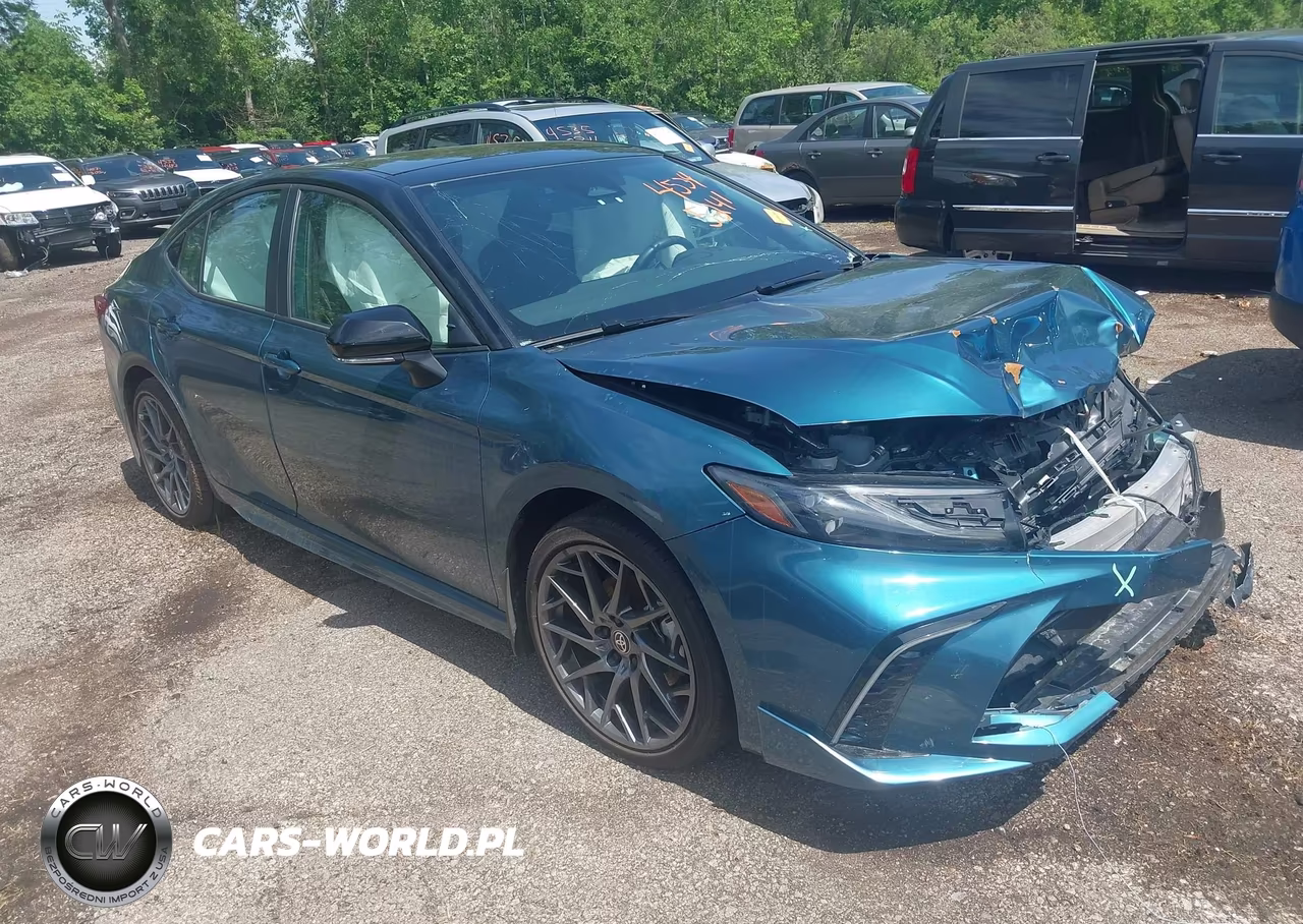 2025 Toyota Camry Xse – zdjęcie 1 z 17