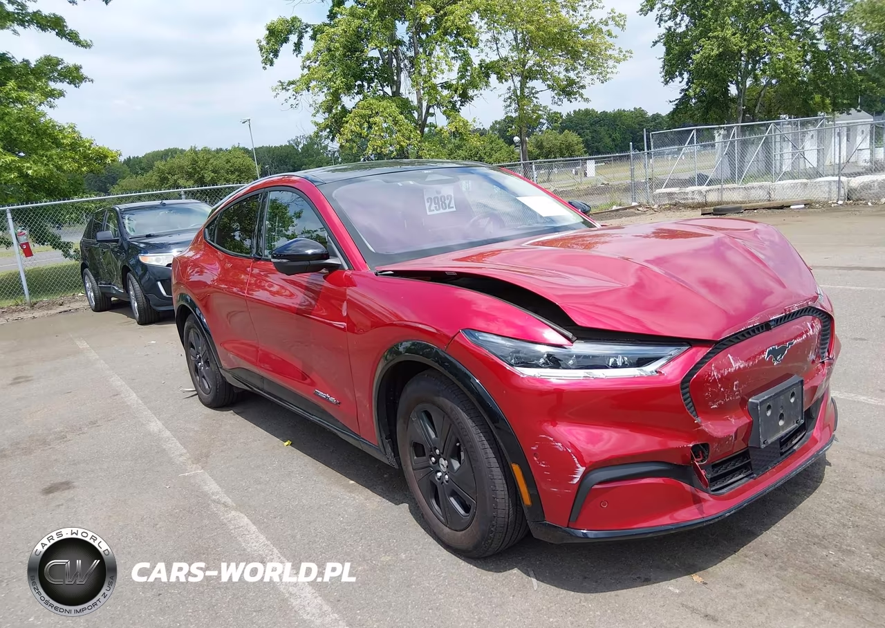2022 Ford Mustang Mach-E California Route 1 – zdjęcie 1 z 16