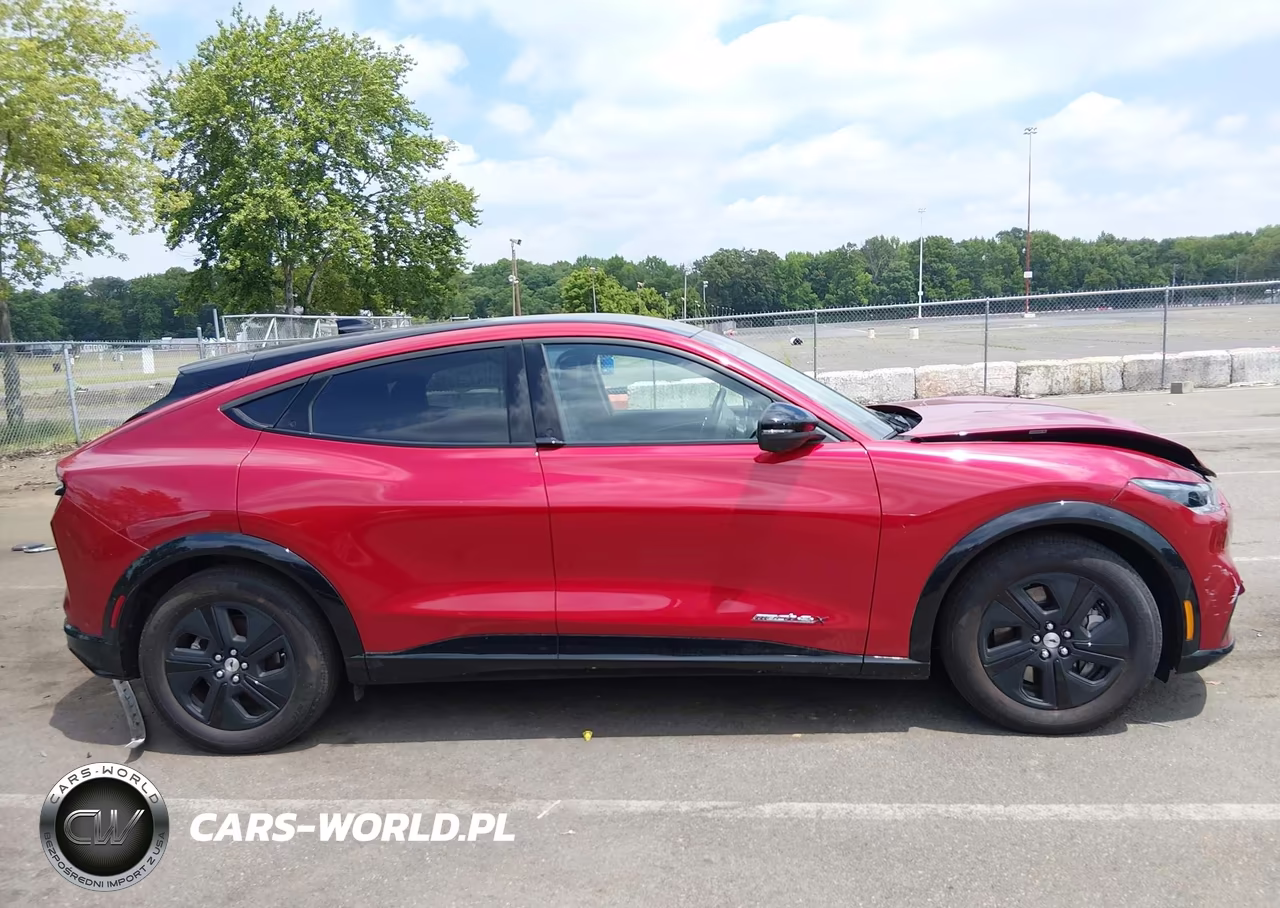 2022 Ford Mustang Mach-E California Route 1 VIN:3FMTK2SU5NMA25771 - 13