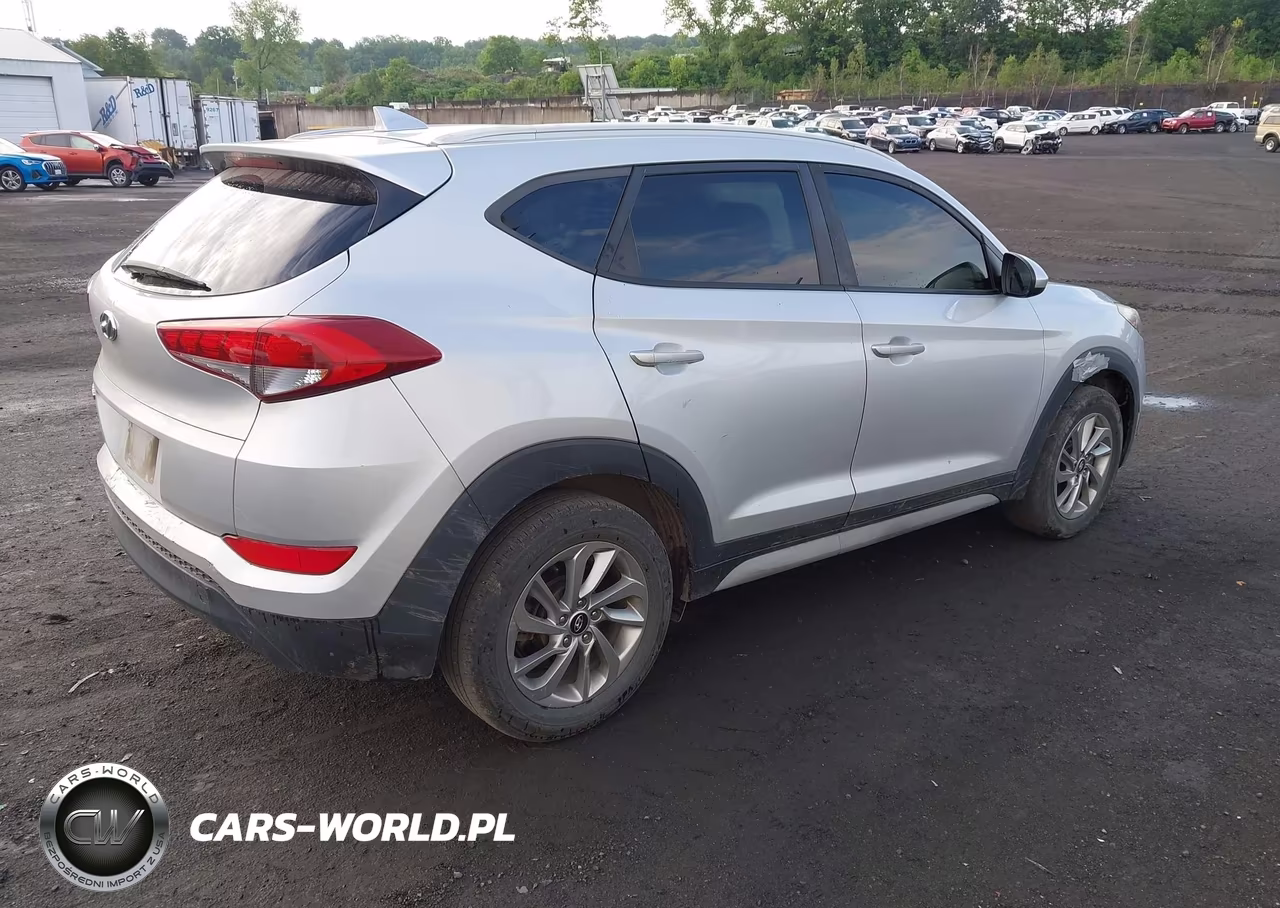 2018 Hyundai Tucson Sel VIN:KM8J33A46JU648012 - 4