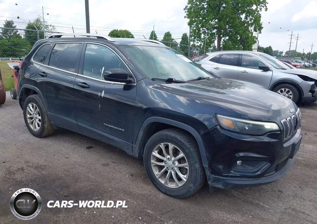 2019 Jeep Cherokee Latitude 4X4 – zdjęcie 1 z 16
