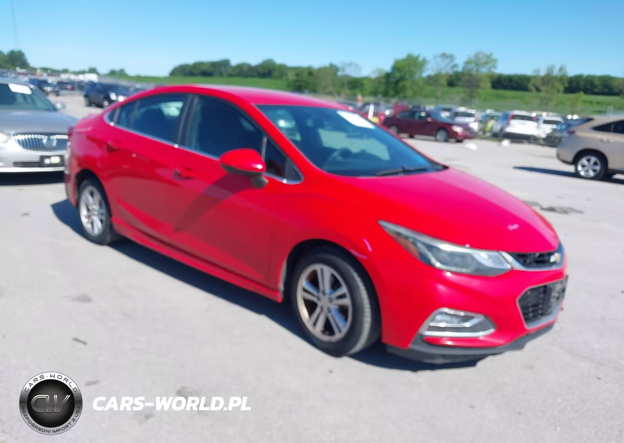 2017 Chevrolet Cruze Lt Auto – zdjęcie 1 z 18