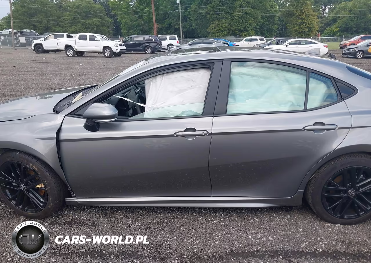 2026 Toyota Camry Se VIN:4T1DAACK1TU692246 - 14