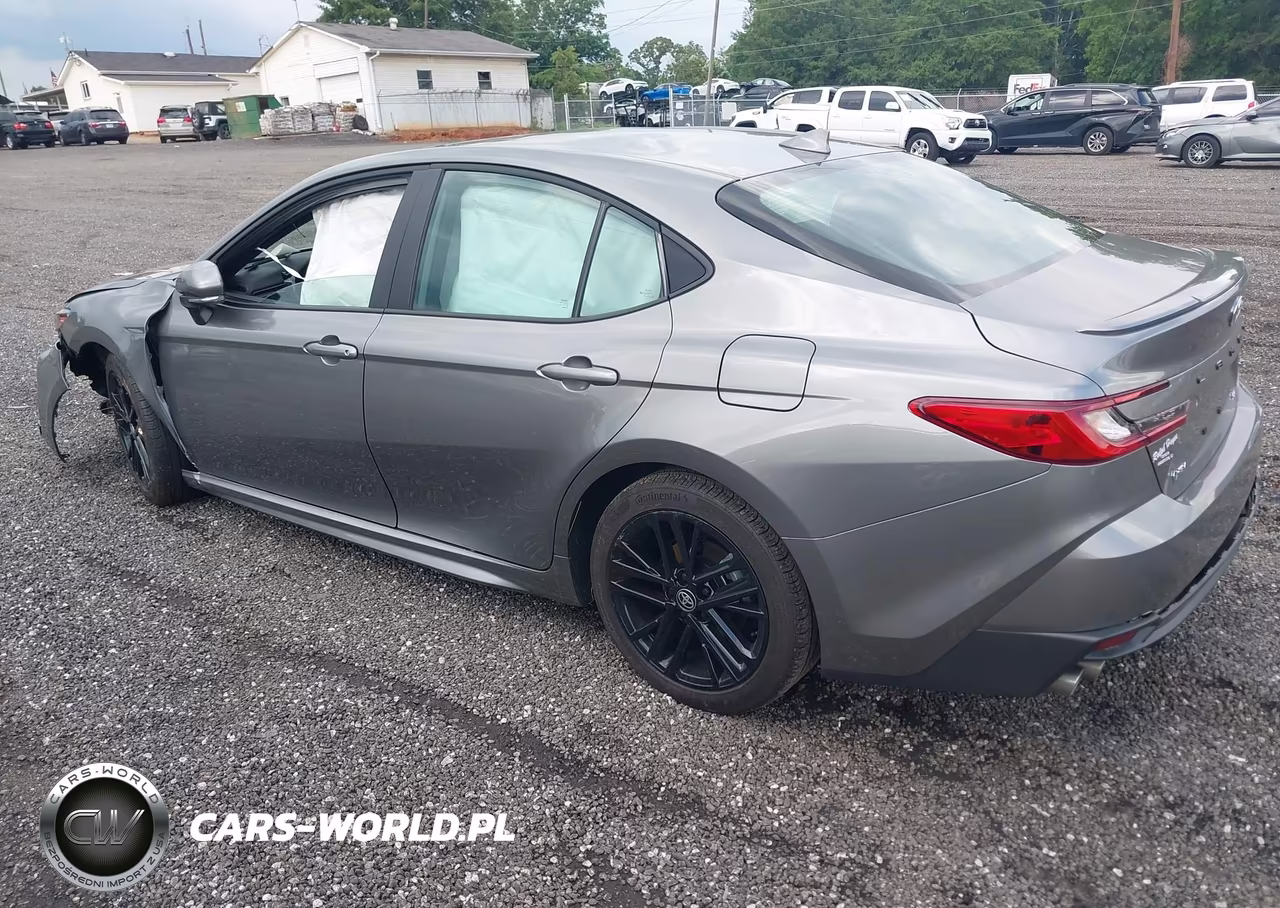 2026 Toyota Camry Se VIN:4T1DAACK1TU692246 - 3