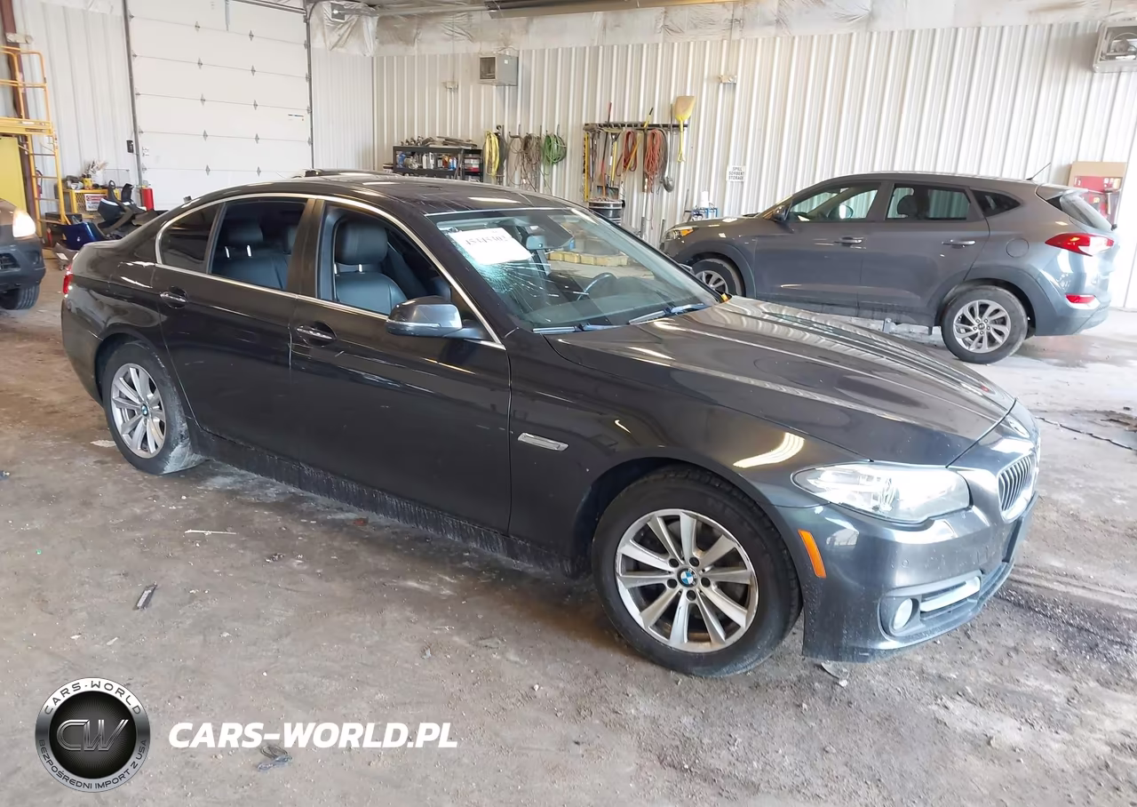 2015 BMW 528I xDrive