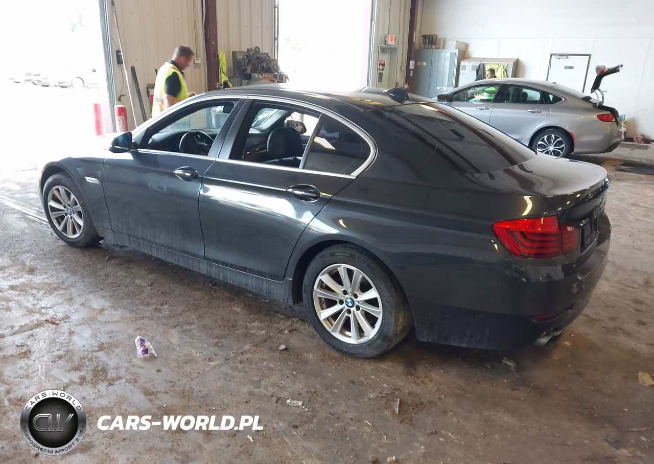 2015 BMW 528I xDrive VIN:WBA5A7C5XFD628780 - 3