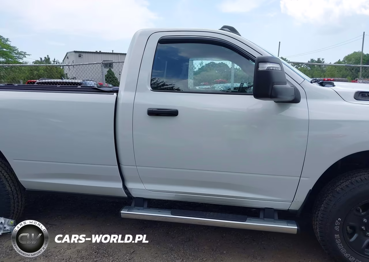 2024 Ram 3500 Tradesman 4X4 8' Box VIN:3C63R3AJXRG272244 - 13