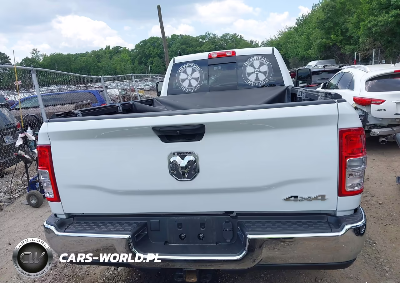 2024 Ram 3500 Tradesman 4X4 8' Box VIN:3C63R3AJXRG272244 - 15