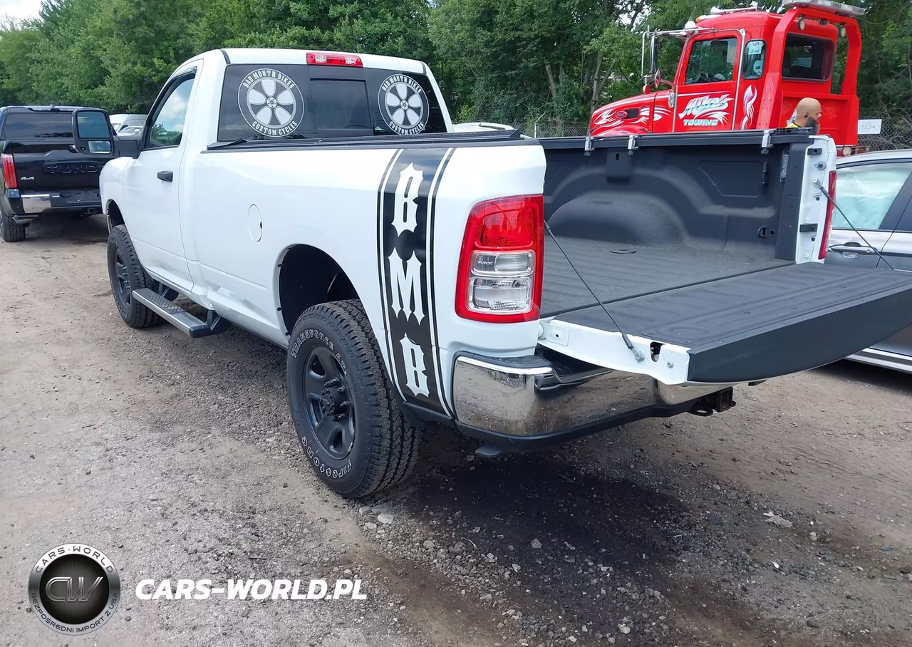 2024 Ram 3500 Tradesman 4X4 8' Box VIN:3C63R3AJXRG272244 - 3