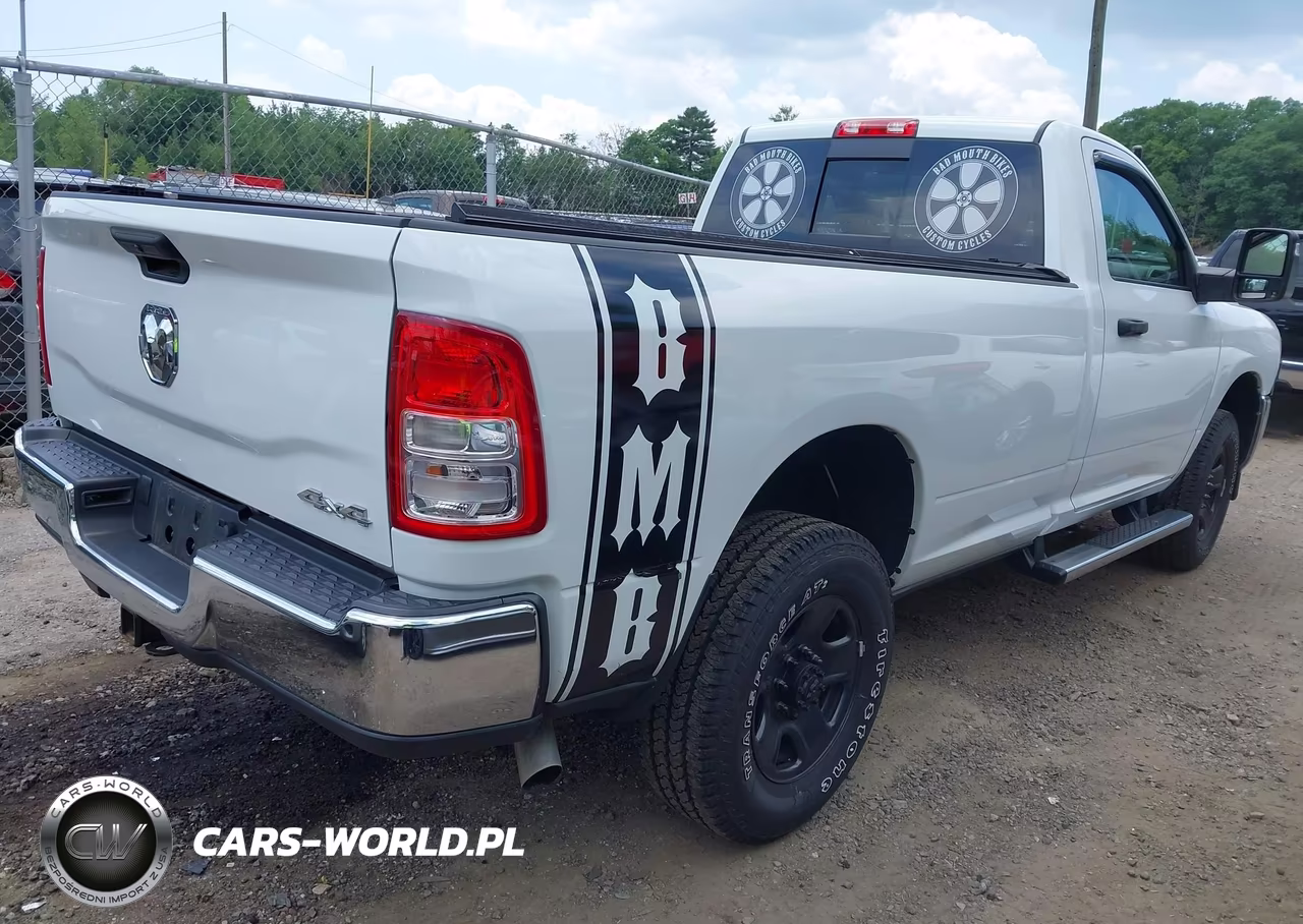 2024 Ram 3500 Tradesman 4X4 8' Box VIN:3C63R3AJXRG272244 - 4