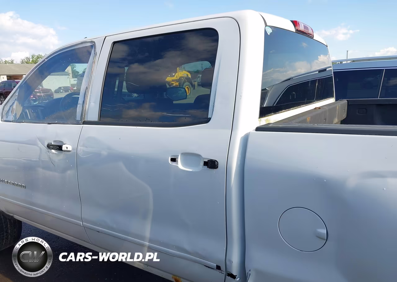 2015 Chevrolet Silverado 1500 2Lt VIN:1GCUKRECXFF203700 - 14