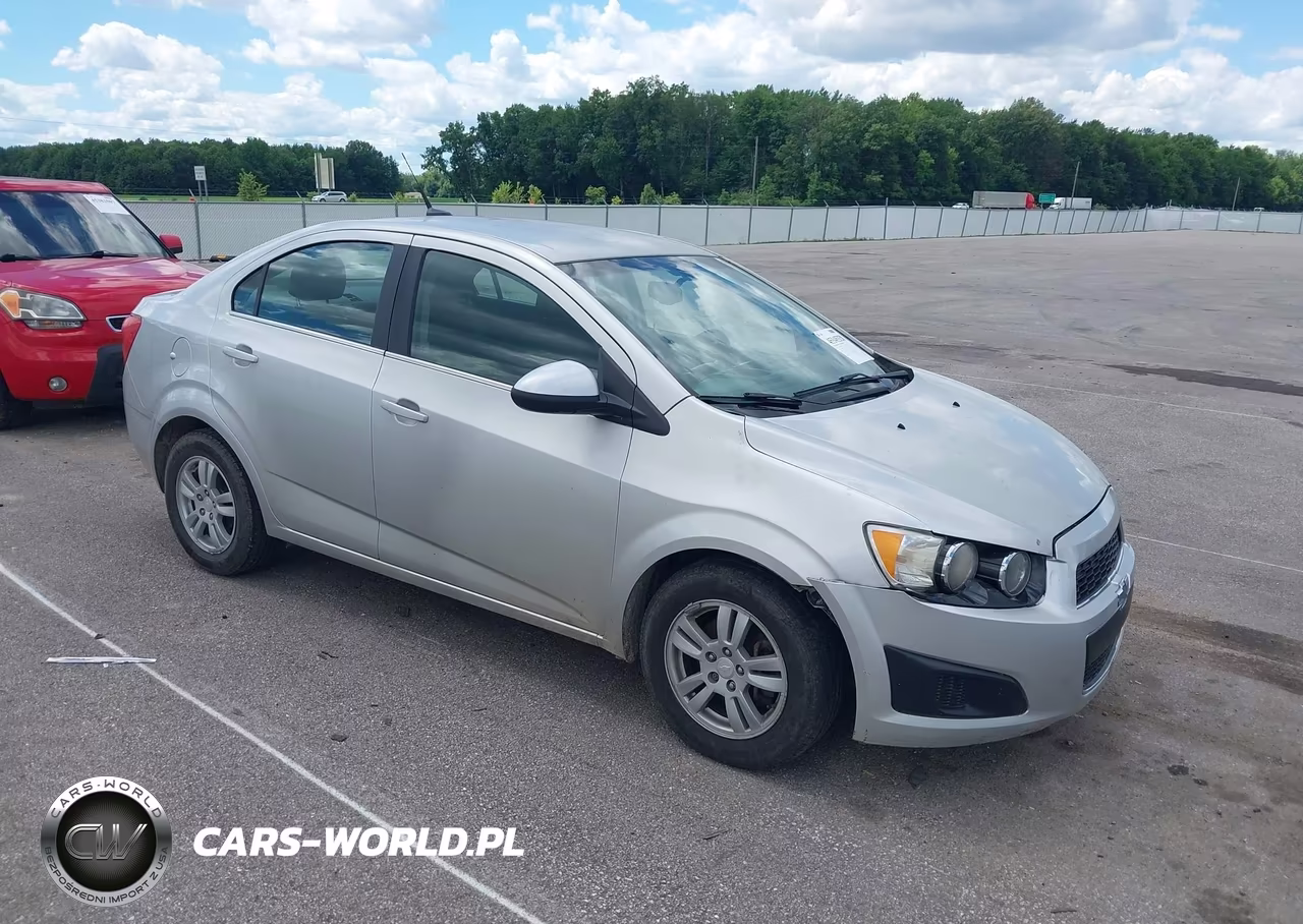 2014 Chevrolet Sonic Lt Auto – zdjęcie 1 z 11