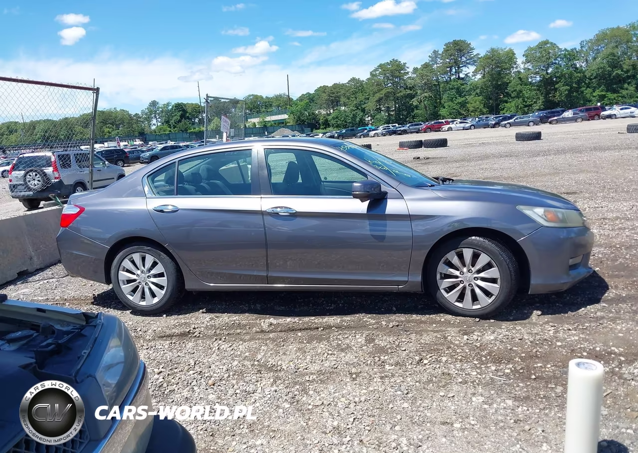2015 Honda Accord Ex VIN:1HGCR2F74FA203318 - 13